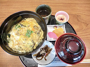 さざえ丼